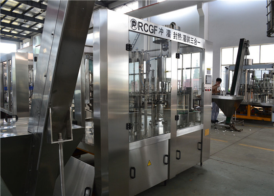 Electric PET Bottle Automatic Hot Juice Filling Machine 3 In 1 Water Bottle Filling Machine